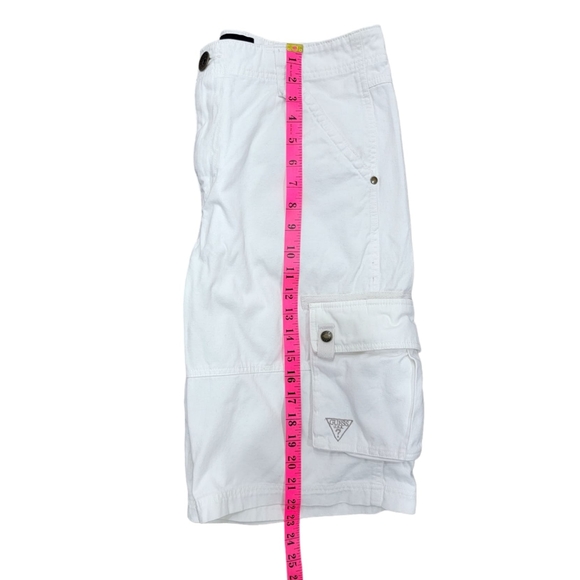 (M) Guess Shorts (Men) - Picture 6 of 10
